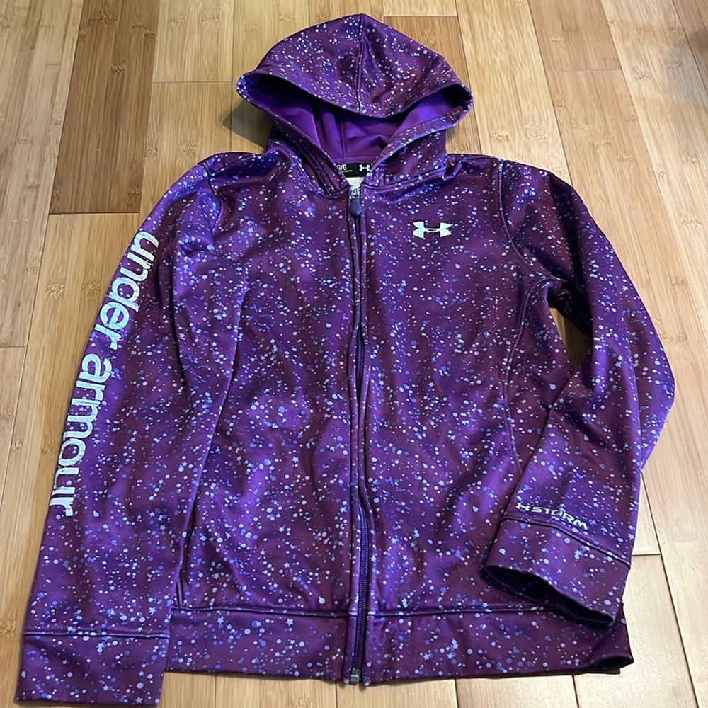 Girls purple Under Armour sweatshirt.